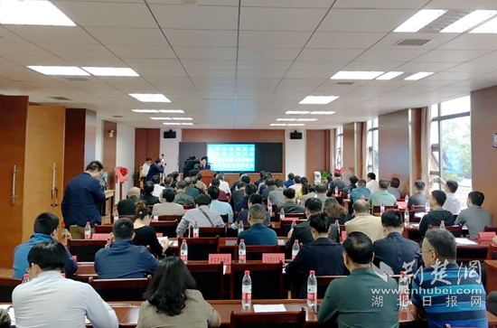 |黄石成立机器人及智能装备研究院