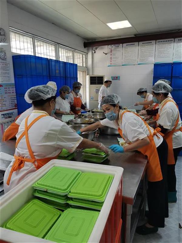|好久不见，我的校园！湖北中小学幼儿园顺利开学
