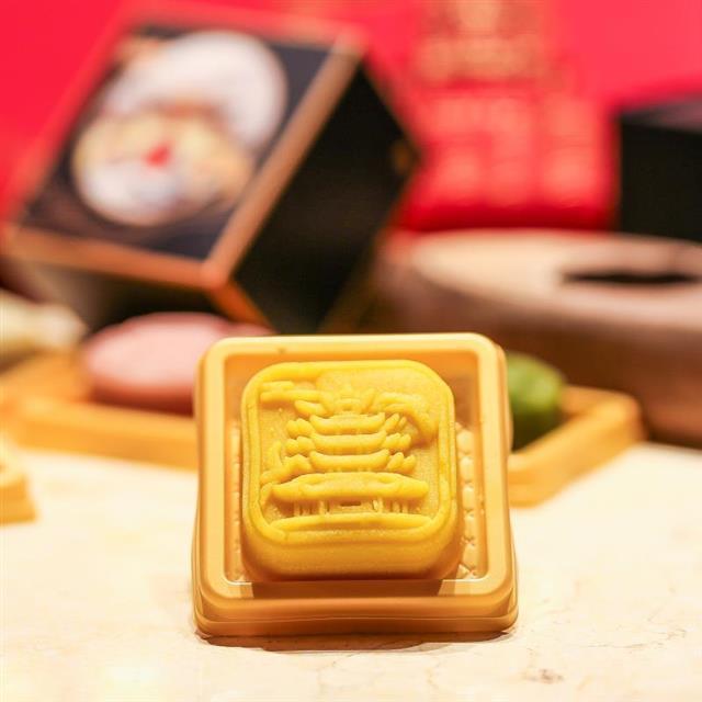 |黄鹤楼与归元寺跃然月饼之上中秋糕饼掀文创“汉潮风”