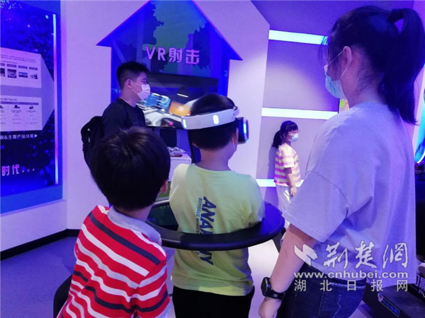 |武昌白沙洲街八铺街社区举办“全国科普日”活动