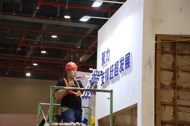 |看比赛、学技能、淘藏品、找工作！第二届湖北工匠表彰暨技能强省建设推进会即将举行