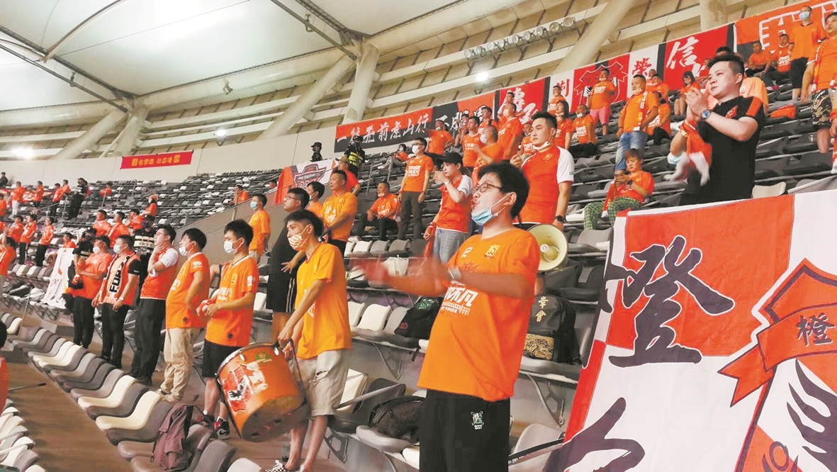|从武汉五环体育中心到苏州奥体中心 时隔280天武汉球迷回归看台
