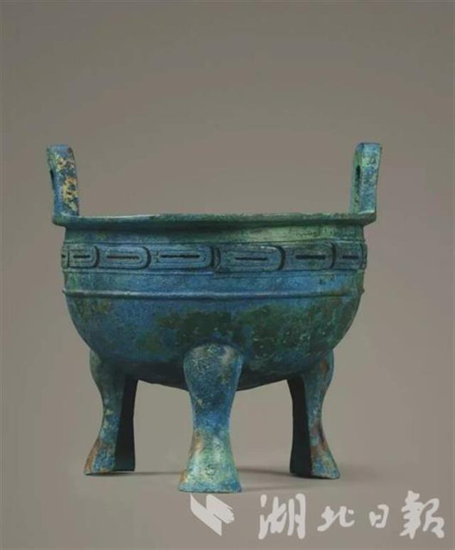 |42年考古写就一部“曾世家”，追索回国的“曾伯克父”青铜组器华章重现