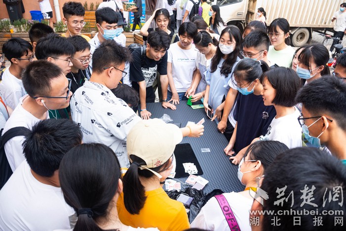 |118项文化活动迎新华中农大建人文开放自在校园