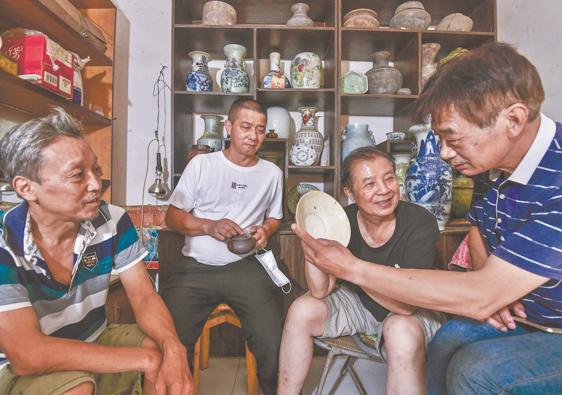 |武汉：专揽瓷器活的修瓷人