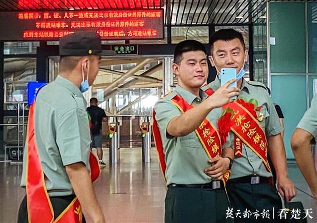 |若有战，召必回！抗洪抢险模范旅退役士兵光荣凯旋