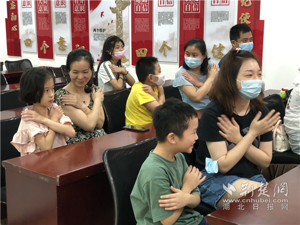 |武昌积玉桥街道落实“三张清单” 助推党员干部下沉见实效