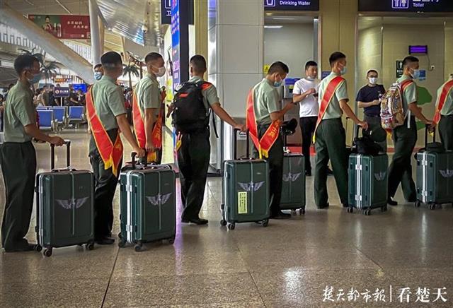 |若有战，召必回！抗洪抢险模范旅退役士兵光荣凯旋