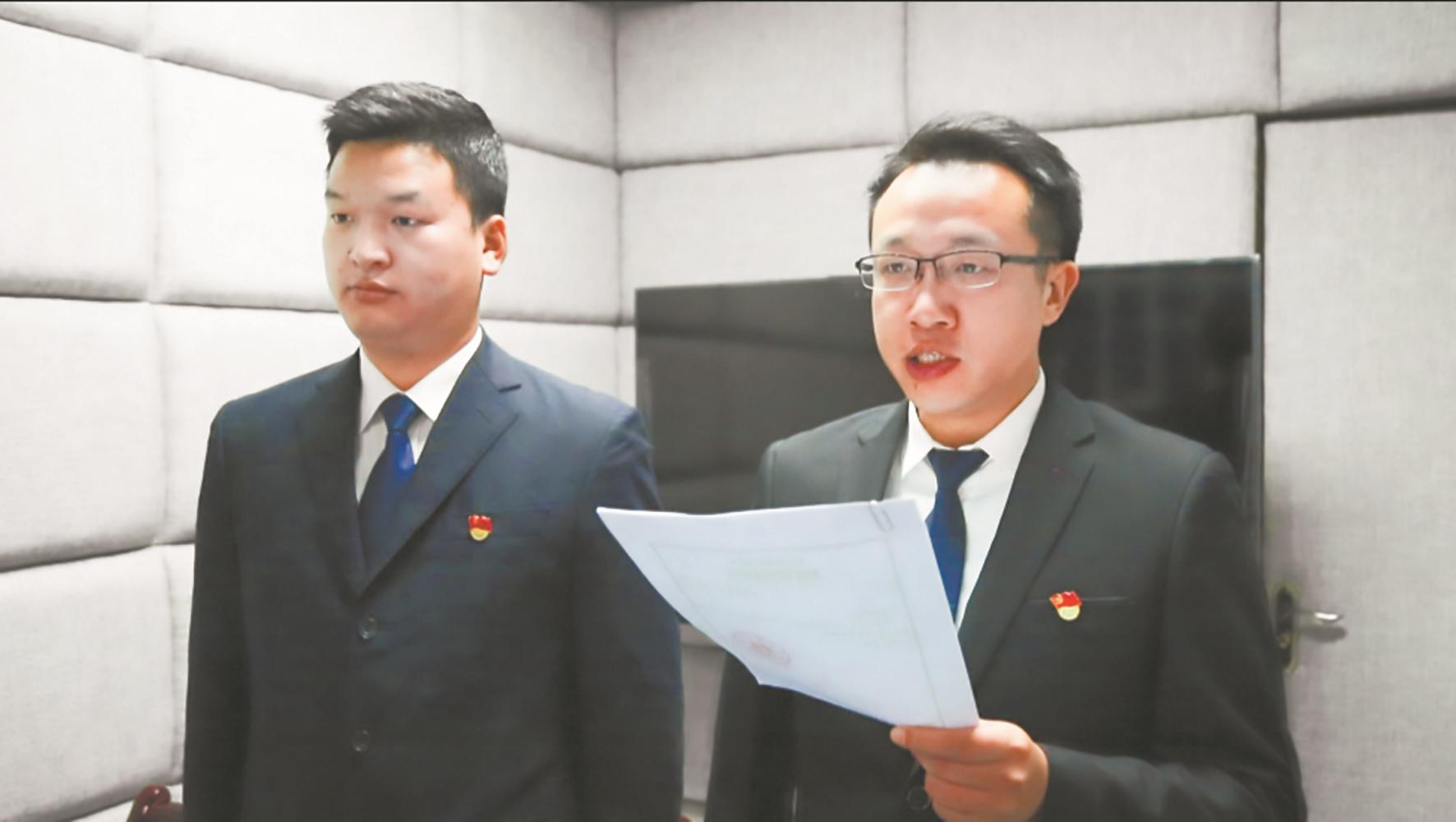 |既铁面无私问责违纪干部，又春风化雨温暖普通百姓，一位基层纪检干部正气充盈的情怀