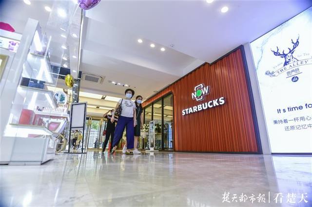 |文和友、茶颜悦色……你期盼的网红店，江汉路步行街都会有！