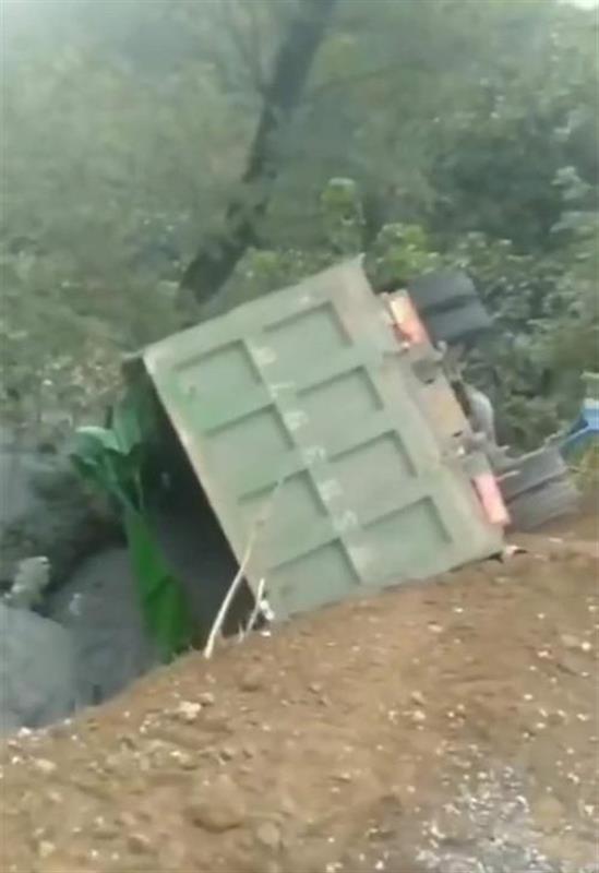 |河南商城8死11伤惨剧，因村民路边哄抢蒜瓣引发？死者家属：并未抢蒜