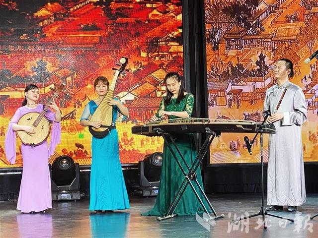 |“云演季”陪你度过了这个夏天 3000万人次线上感知文艺之光