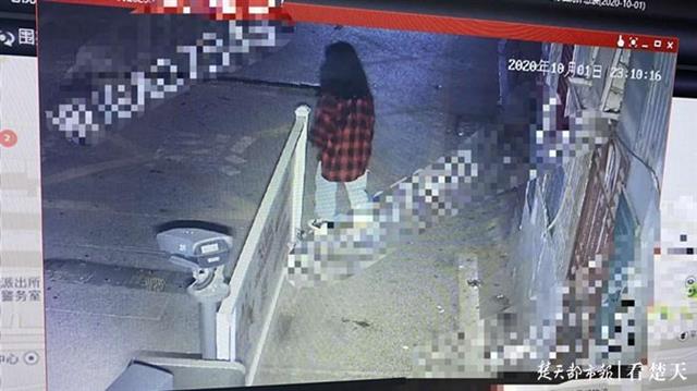 |14岁少女负气离家出走，民警通宵达旦将其找到与家人团圆