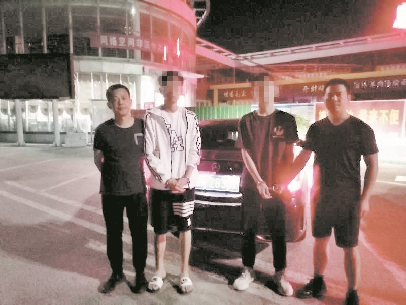 |汽车租赁公司5辆高档轿车被骗租变卖 武昌民警跨省抓捕追赃 5人诈骗团伙土崩瓦解