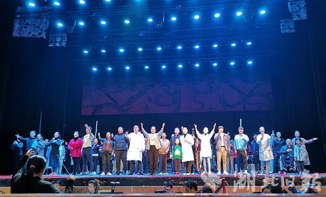 |“以抗疫精神排演抗疫大戏”！湖北原创歌剧《天使日记》长假排练忙