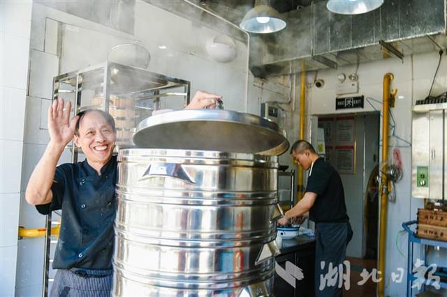 |吹糖人 品三蒸 划龙舟！在水乡小镇感受沔阳风情