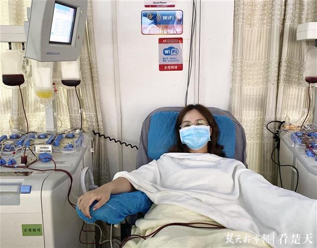 |再把热血留在武汉！“抗疫战士”返汉挽臂再献爱