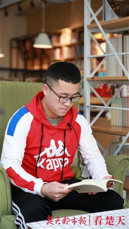 |95后曾为来汉抗疫毅然辞职，就在刚刚，他买了张回武汉的机票