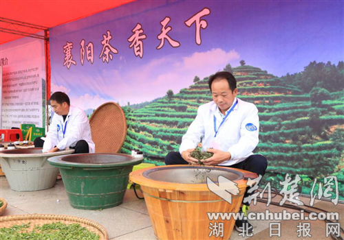 |襄阳举办职业技能大赛 助力服务业疫后重振