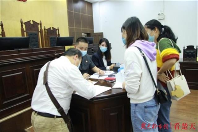|医院欠薪无力偿还，法院巧妙执行