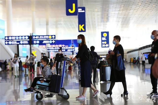 |湖北民航日均客运量恢复至去年同期87%