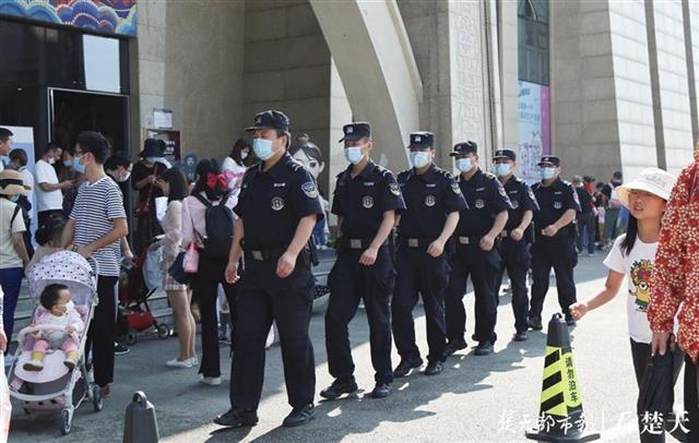 |黄陂14家A级景区免门票，警方全力保障景区平安
