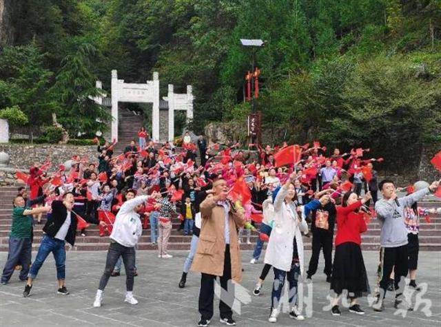 |湖北多地景区组织快闪行动喜迎八方客