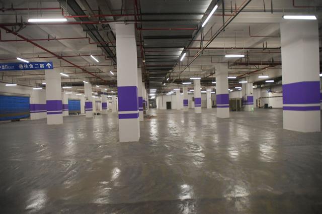 |“开源”又“挖潜”！多家医院上天入地破解停车难，专家支招：市民转变观念是关键