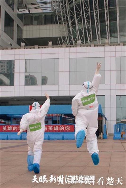 |方舱医院度过27岁生日，贵州援鄂护士重返武汉！她想把这个城市好好看清楚