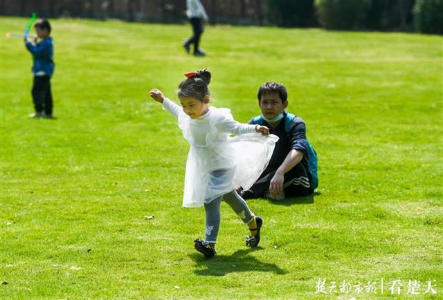 |暖阳露面，户外漫步抓住假期的尾巴