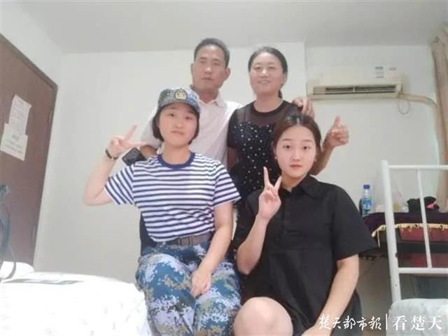 |女承父业！亲姐妹先后圆梦军旅