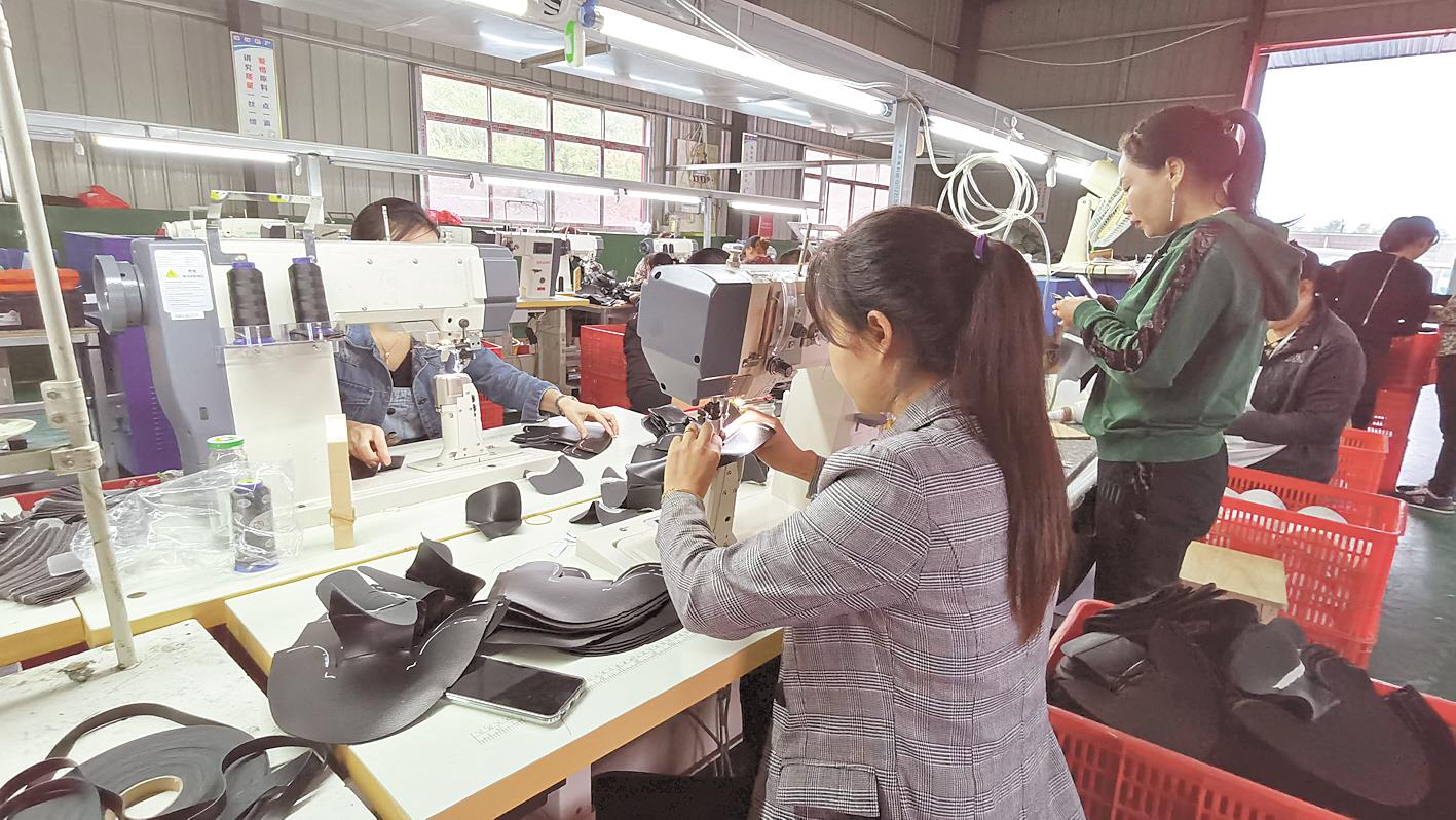 |扶贫车间开在家门口