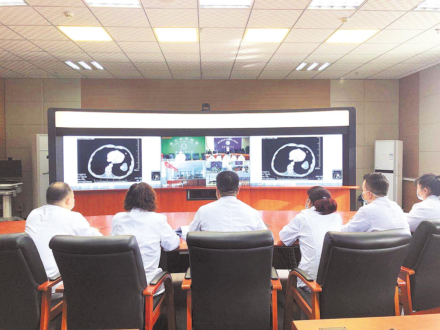 |鄂疆两地感情越走越浓：产业援疆带动4000人就业