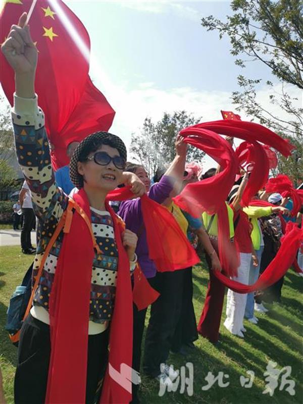 |吹糖人 品三蒸 划龙舟！在水乡小镇感受沔阳风情