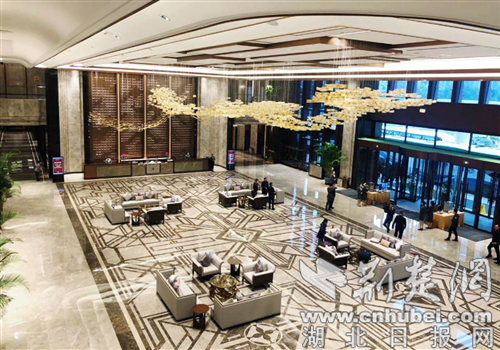 |襄阳市第三季度项目拉练活动走进东津新区