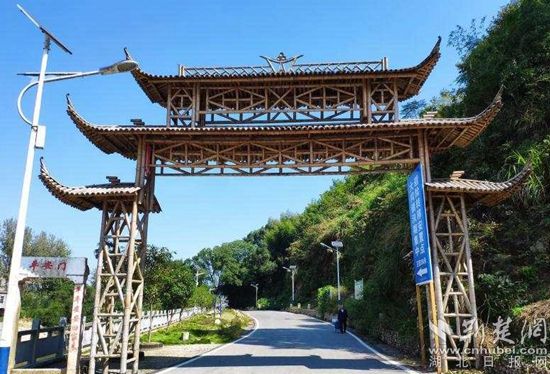 |蕲春县大同镇财政所：结对帮扶助脱贫 实干惠民迎巨变