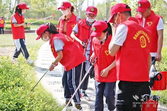 湖北：黄梅县注册志愿者人数14.5万，已开展志愿活动12.1万场次