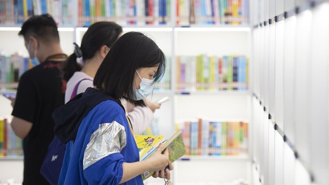武漢青山區圖書館（新館）面向公眾試運營