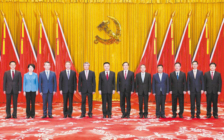 中共湖北省委十二届一次全体会议举行