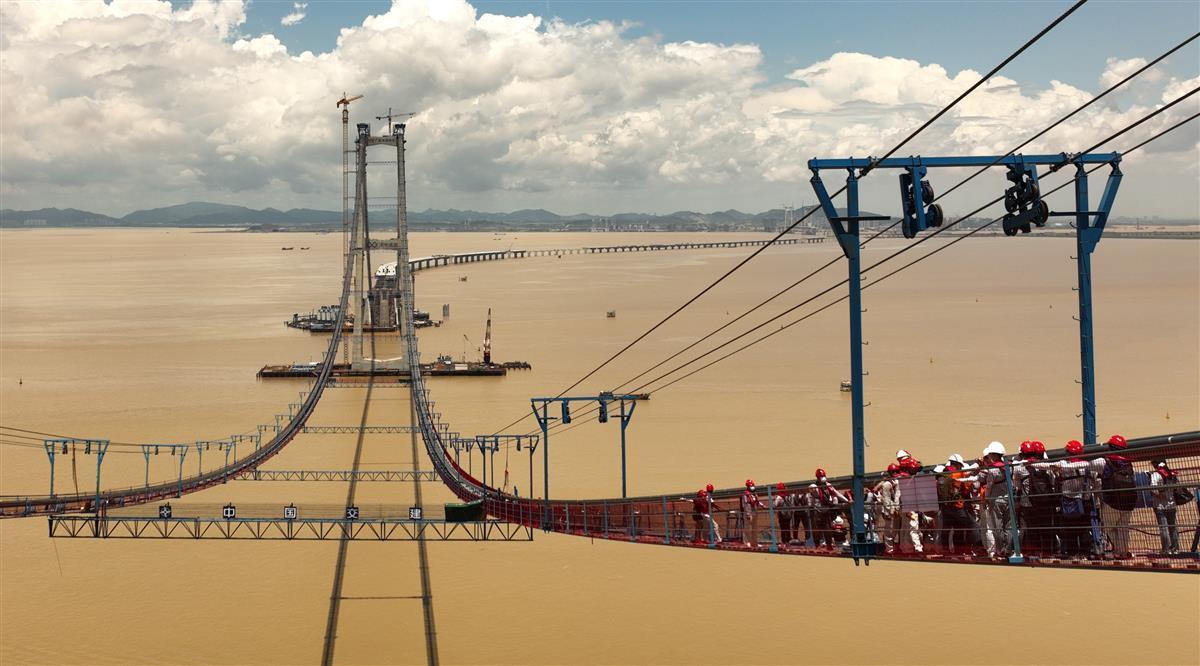 华春莹推荐的“世界海中最高猫道”，湖北建！