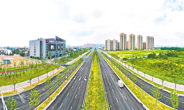 荆州最宽城市主干道长湖大道正式建成