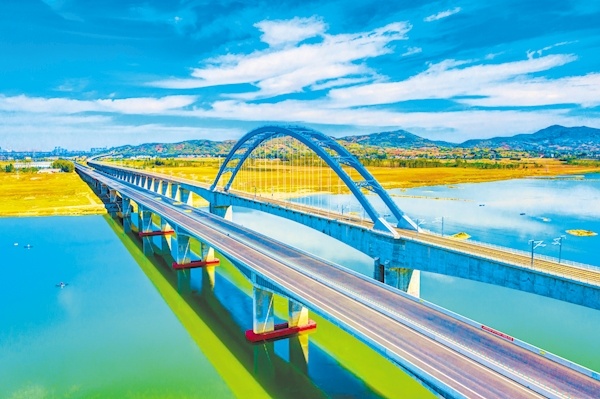 襄陽漢江特大橋即將通車