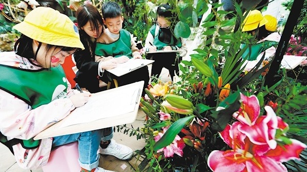 武漢植物園：赴百合之約 享鮮花生活