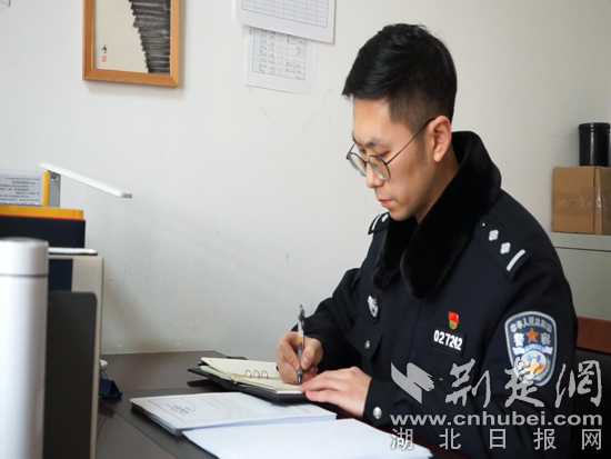 姑嫂樹所指揮長 秦明空副本.jpg