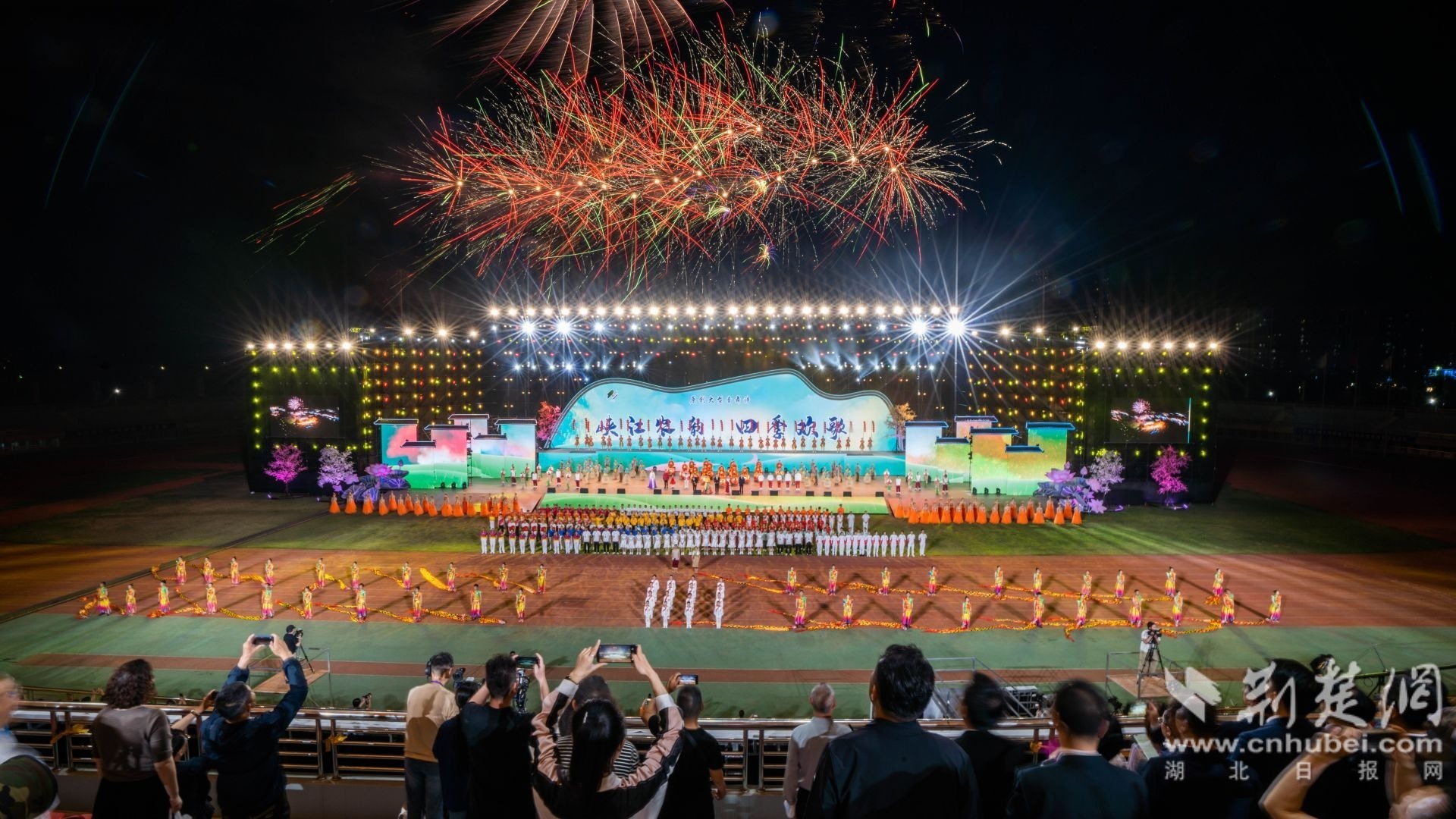 舞蹈：《庆丰年》。宋劲松 摄.jpg.jpg