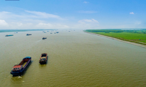 長江下游武漢至安慶段中洪水期航道水深全面提升