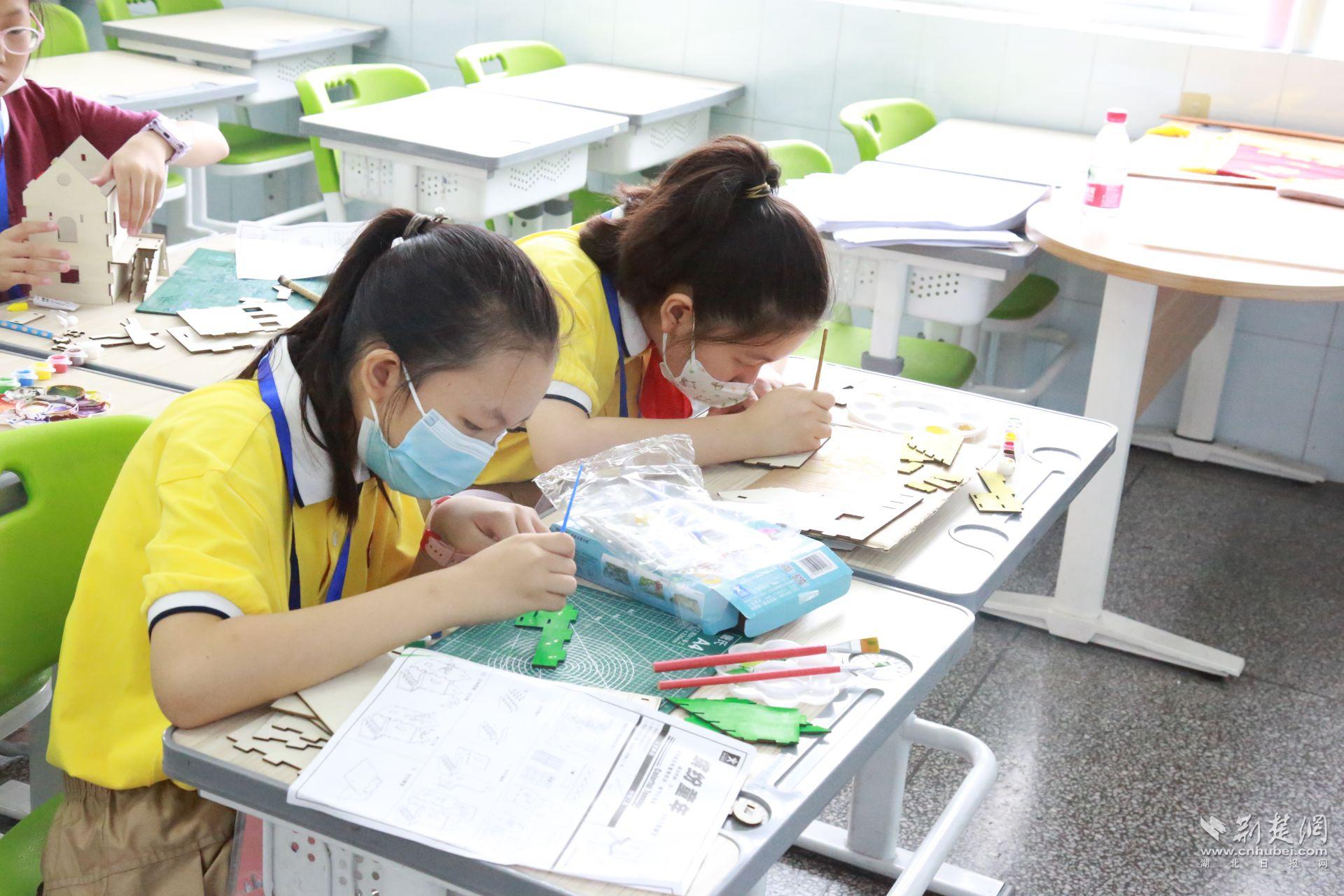 新城小学承办PP电子的官方网站2023年“共筑家园”全国青少年建筑模型教育竞赛湖北省选拔赛(图2)