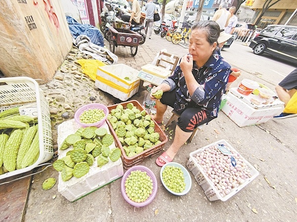 剛一上市就跌價 今年的蓮蓬為啥這么便宜