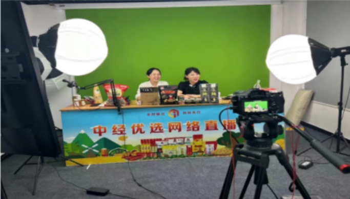 Pg电子游戏：一张“网”织出“数字乡村”之美(图7)
