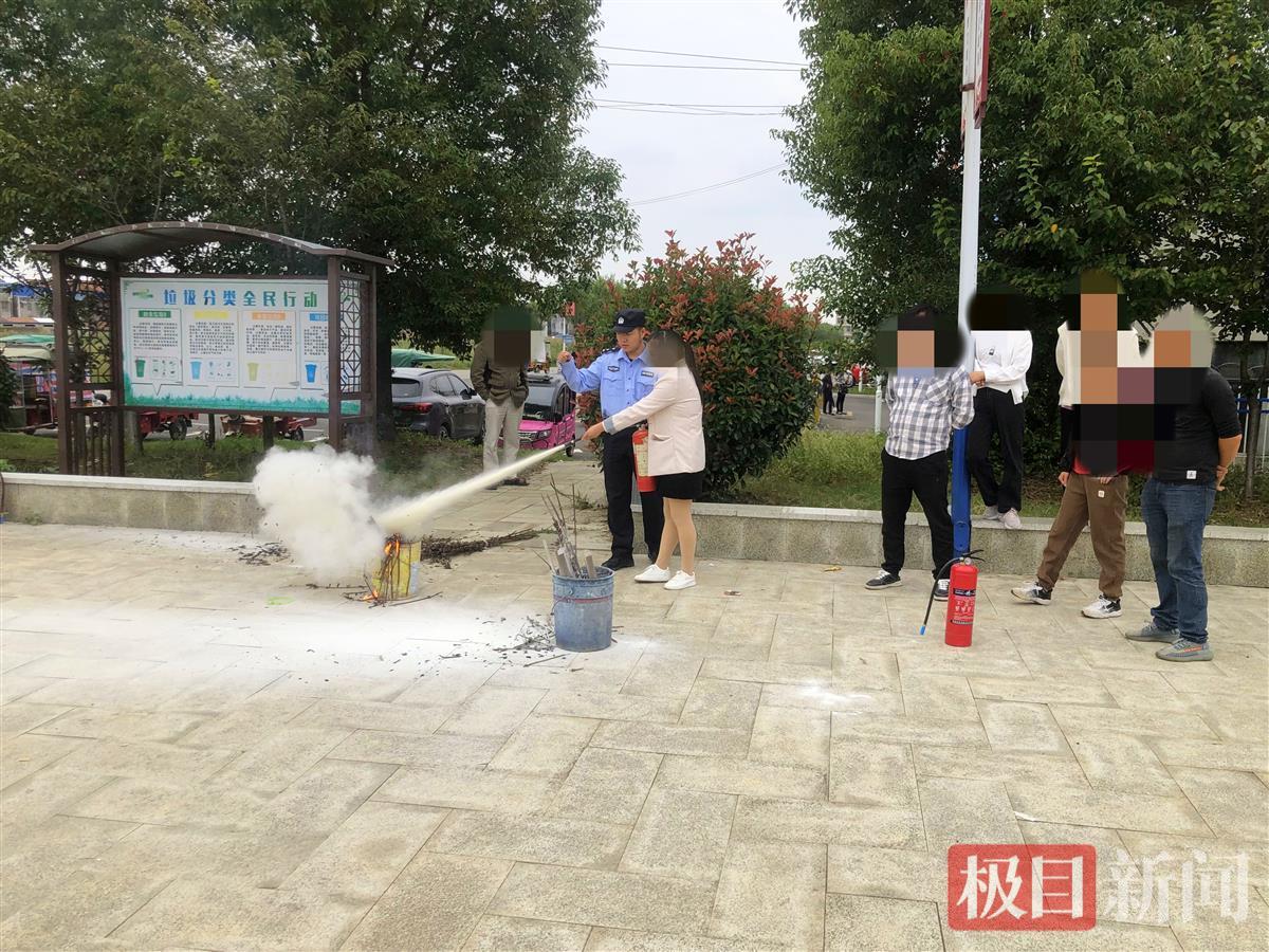 湖北枣阳警方开展消防安全演练活动